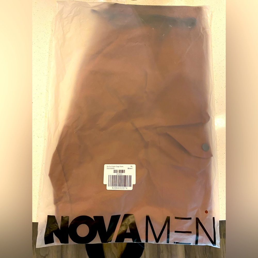Brown XL Fashion Nova Men shorts